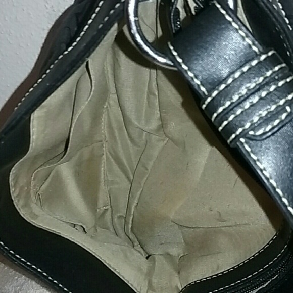 First Issue A Liz Claiborne Co. Handbag - Picture 6 of 8